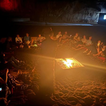 Magic Bedouin Star Hotell Wadi Rum Exteriör bild