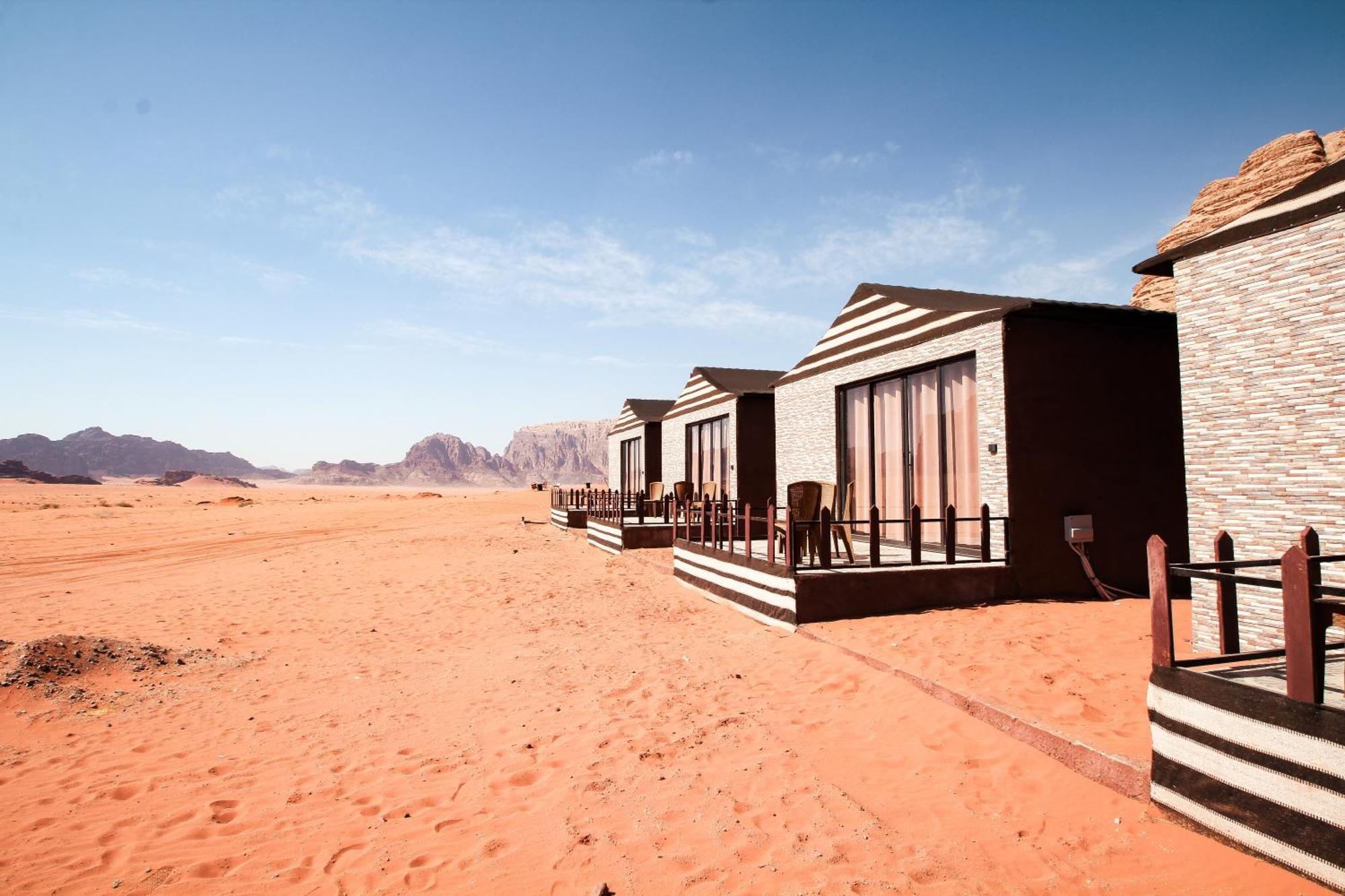 Magic Bedouin Star Hotell Wadi Rum Exteriör bild