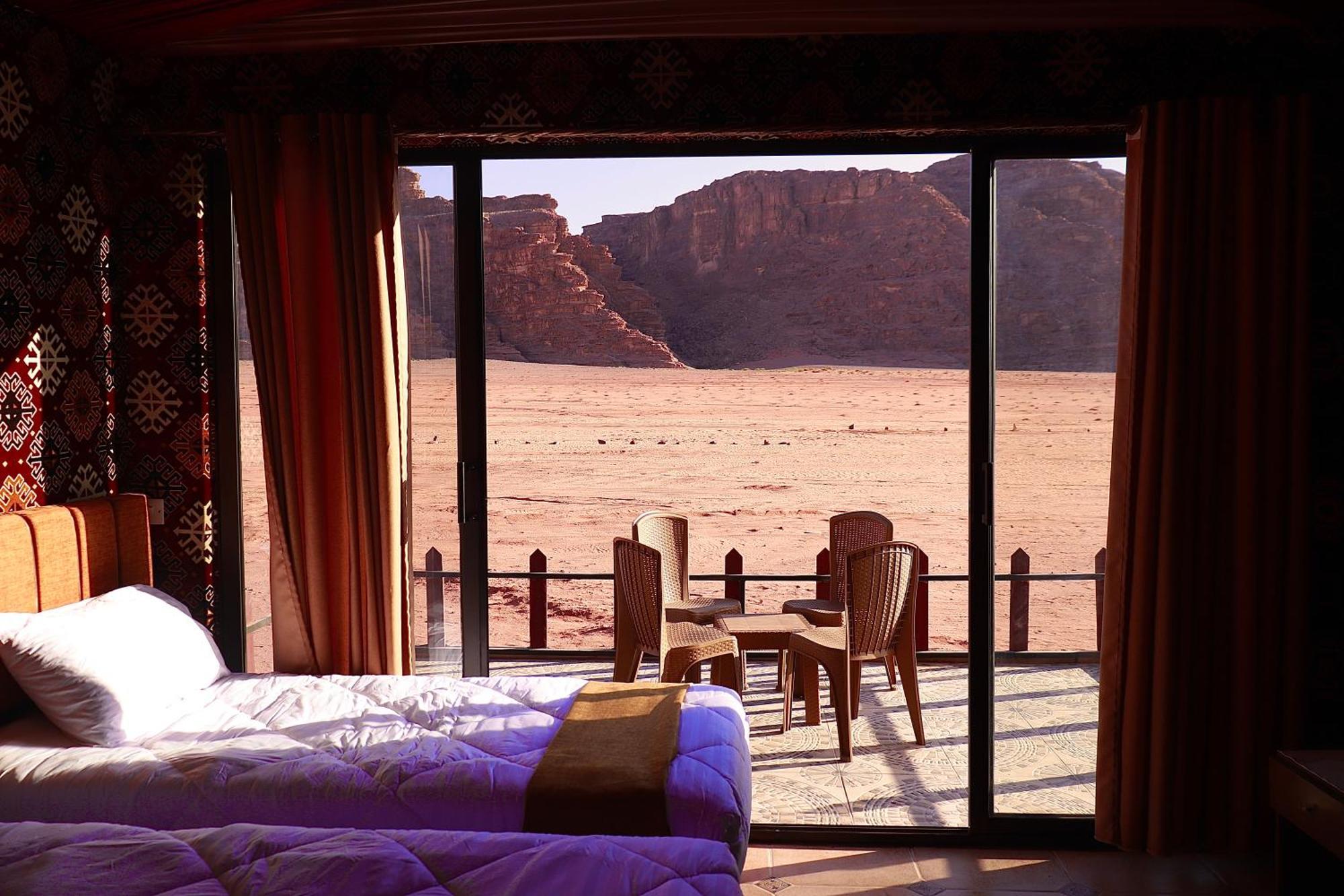 Magic Bedouin Star Hotell Wadi Rum Exteriör bild