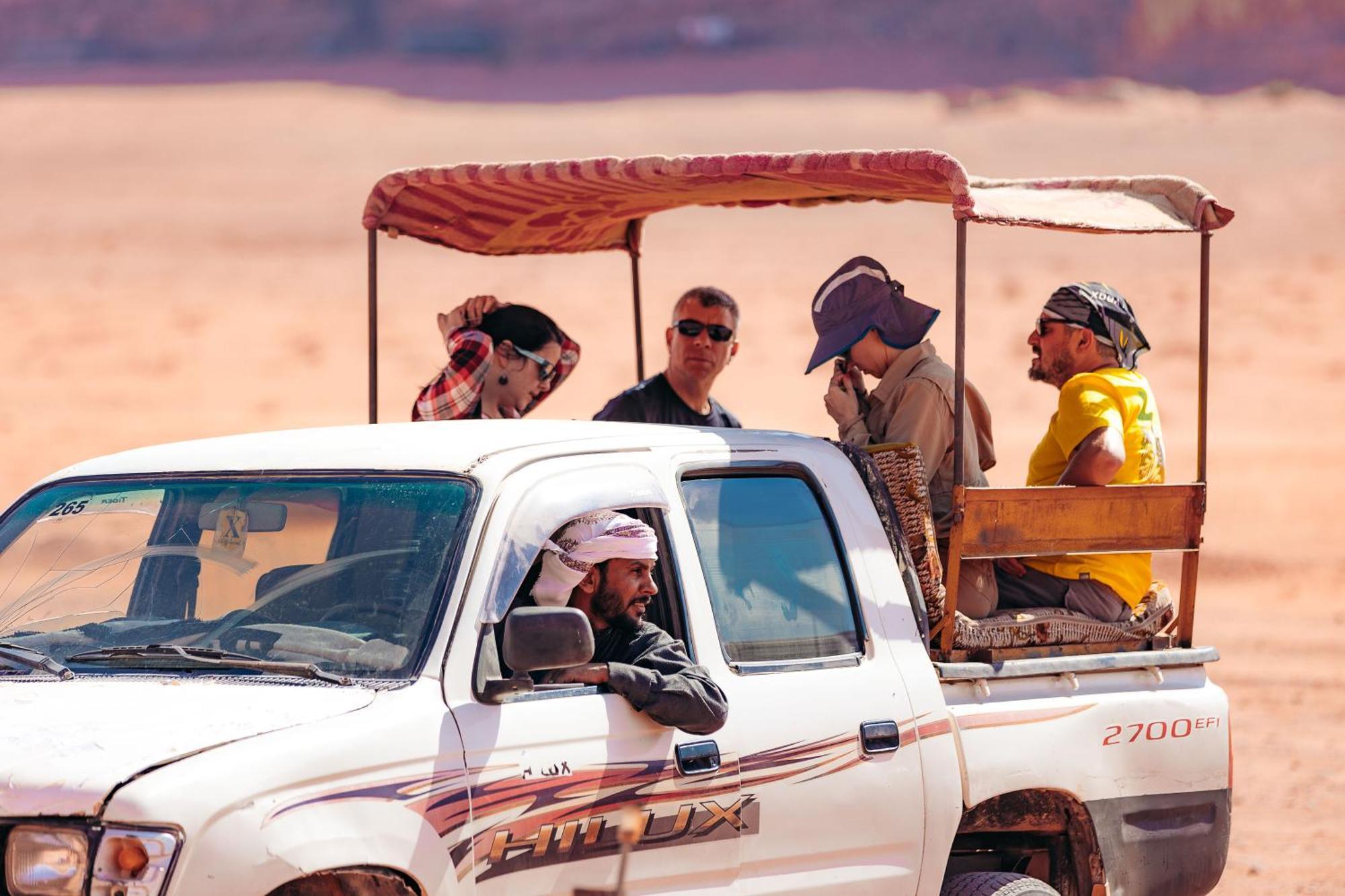 Magic Bedouin Star Hotell Wadi Rum Exteriör bild