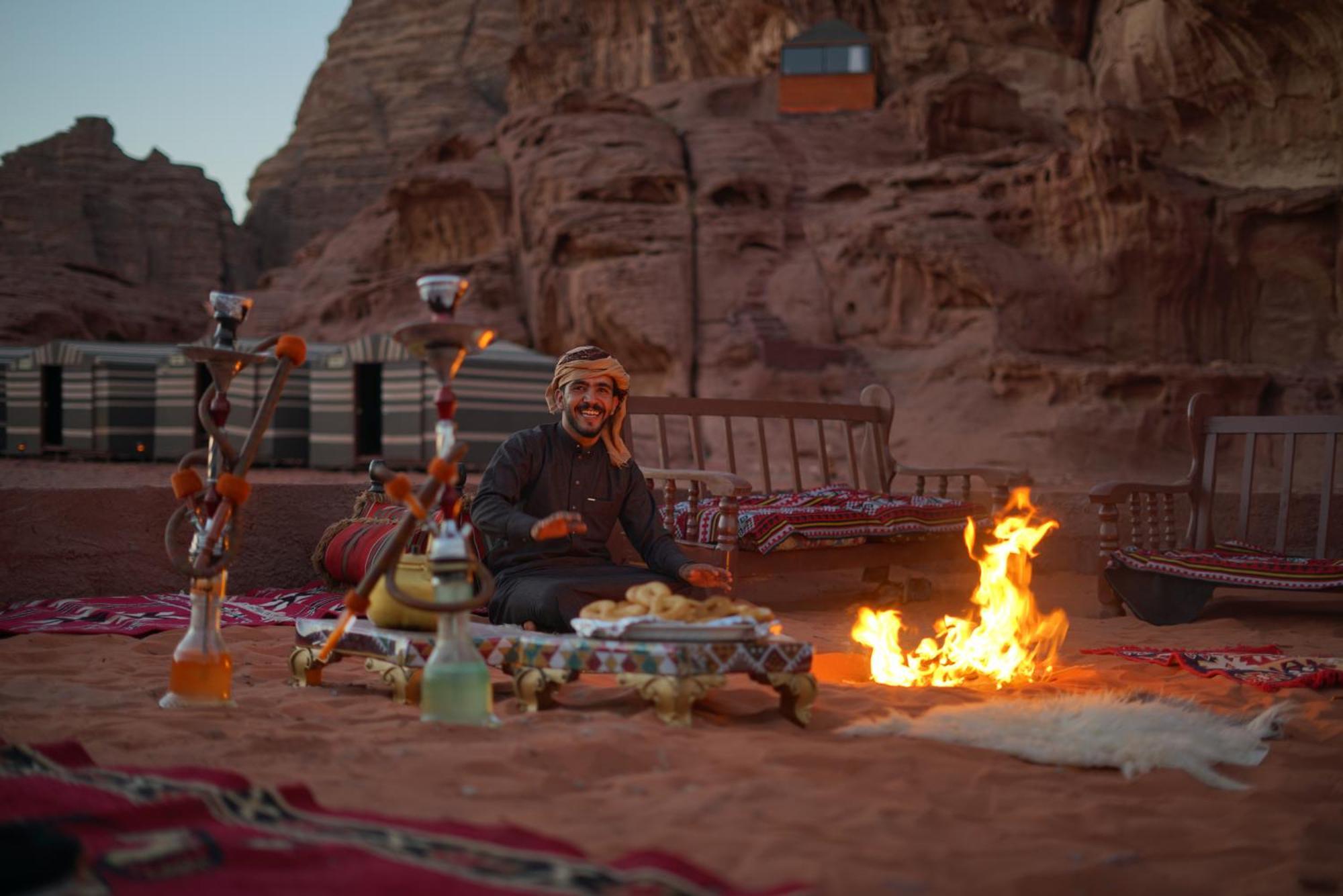 Magic Bedouin Star Hotell Wadi Rum Exteriör bild