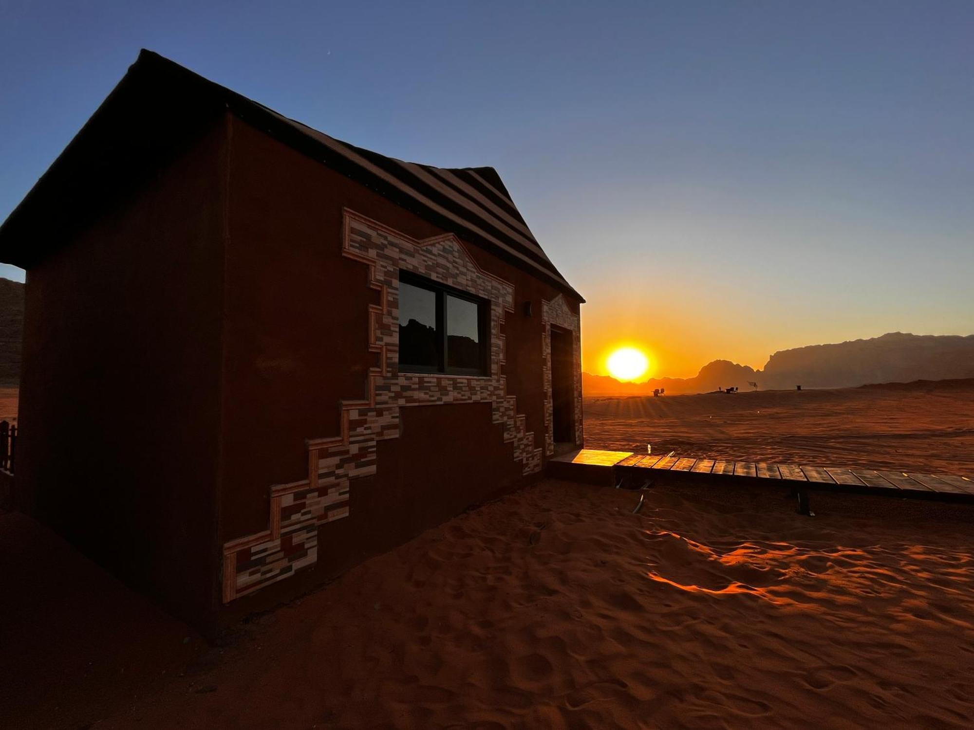 Magic Bedouin Star Hotell Wadi Rum Exteriör bild